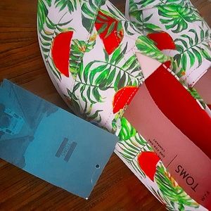 Watermelon TOMS new with tags 7 1/2